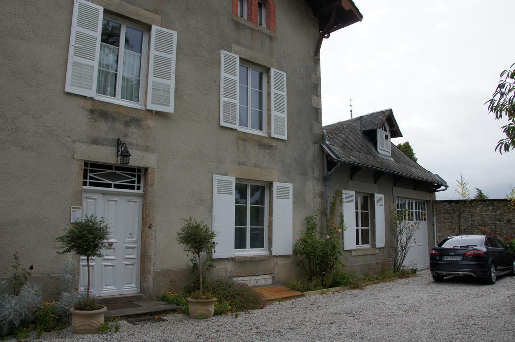 Le Clos De La Muse Saint-Junien Bagian luar foto