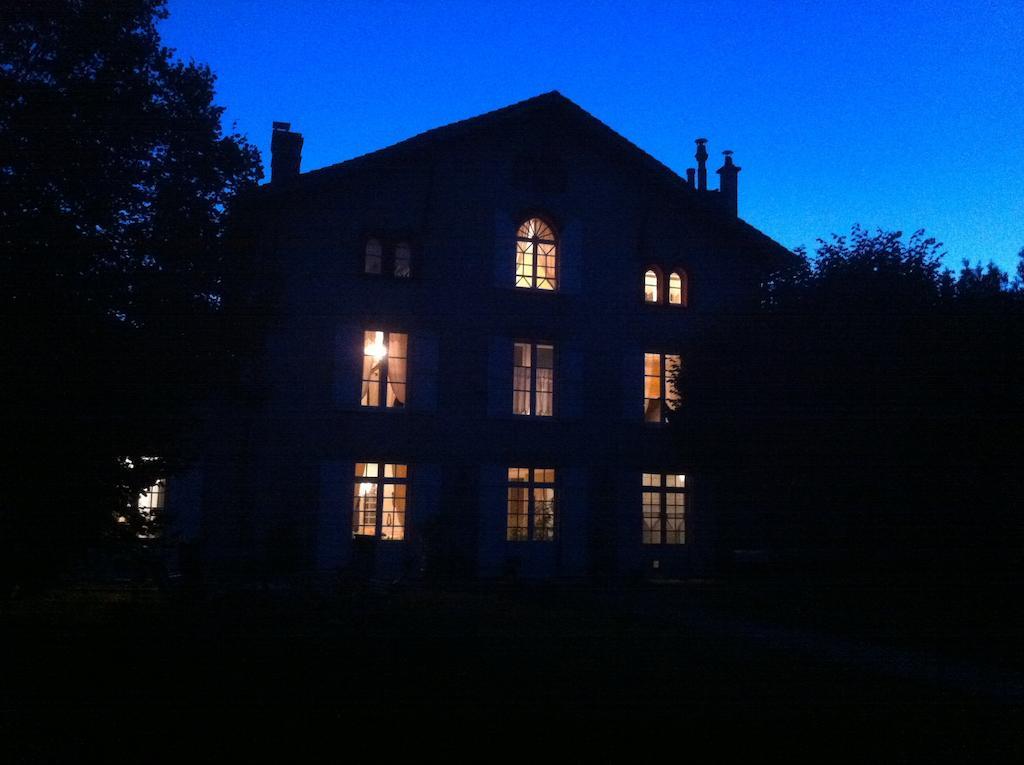 Le Clos De La Muse Saint-Junien Bagian luar foto