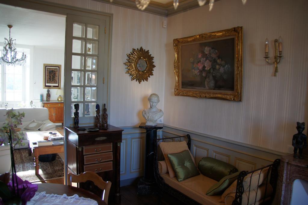 Le Clos De La Muse Saint-Junien Bagian luar foto